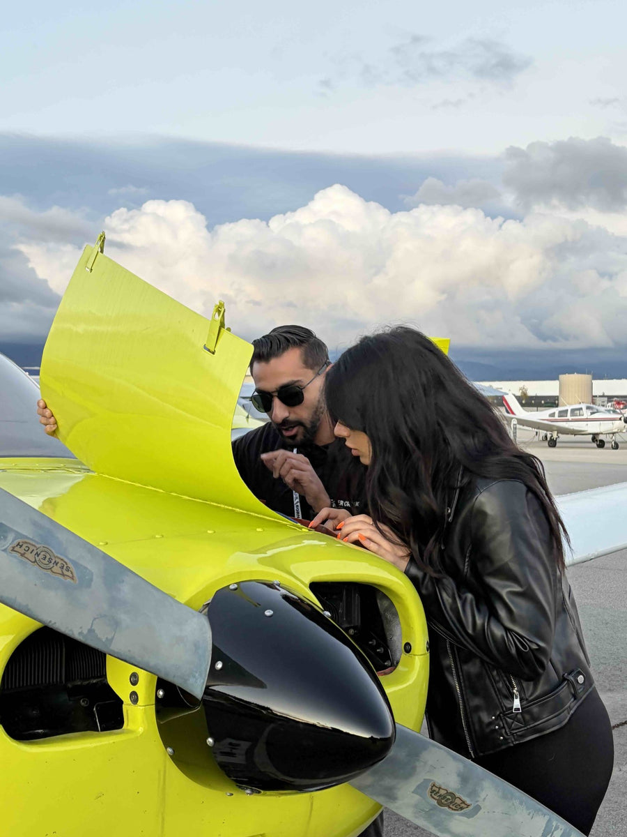 Student and instructor carrying out the preflight walkaround